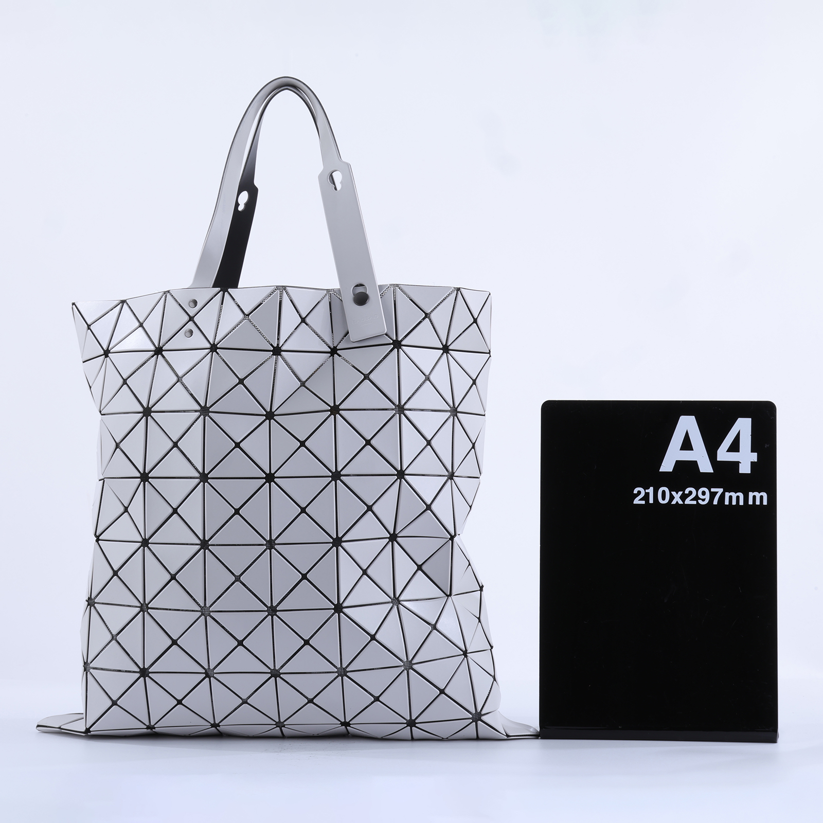 三宅一生 ISSEY MIYAKE BAOBAO 手提包 托特包  白幾何手提包 8x8 無附屬品