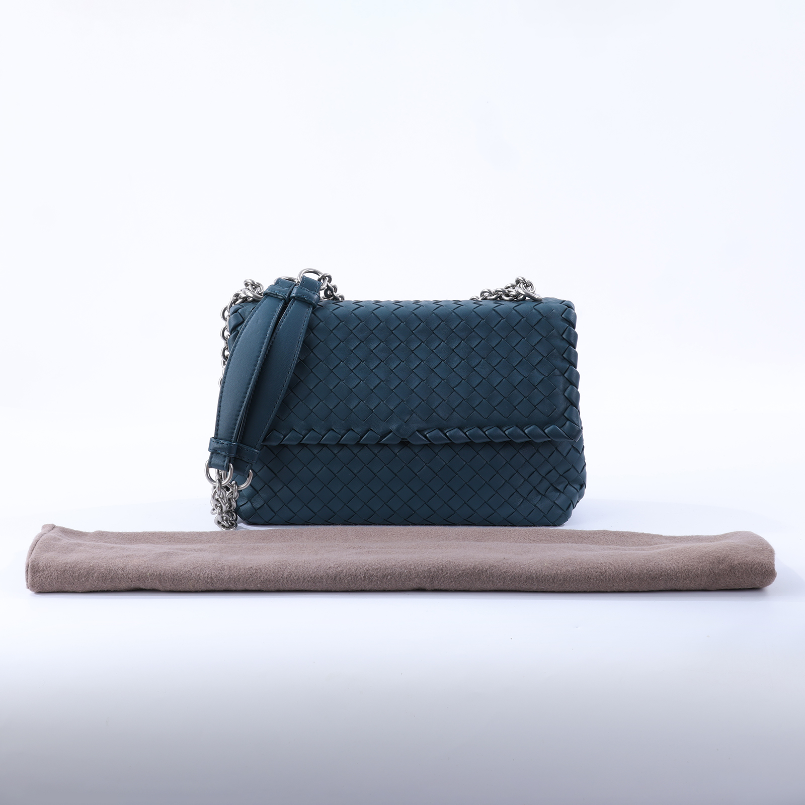 寶緹嘉 BOTTEGA VENETA Olimpia Small 羊羔皮編織翻蓋斜背包 386498VO0AD 藍綠編織掀蓋鍊包 防塵袋/鏡子