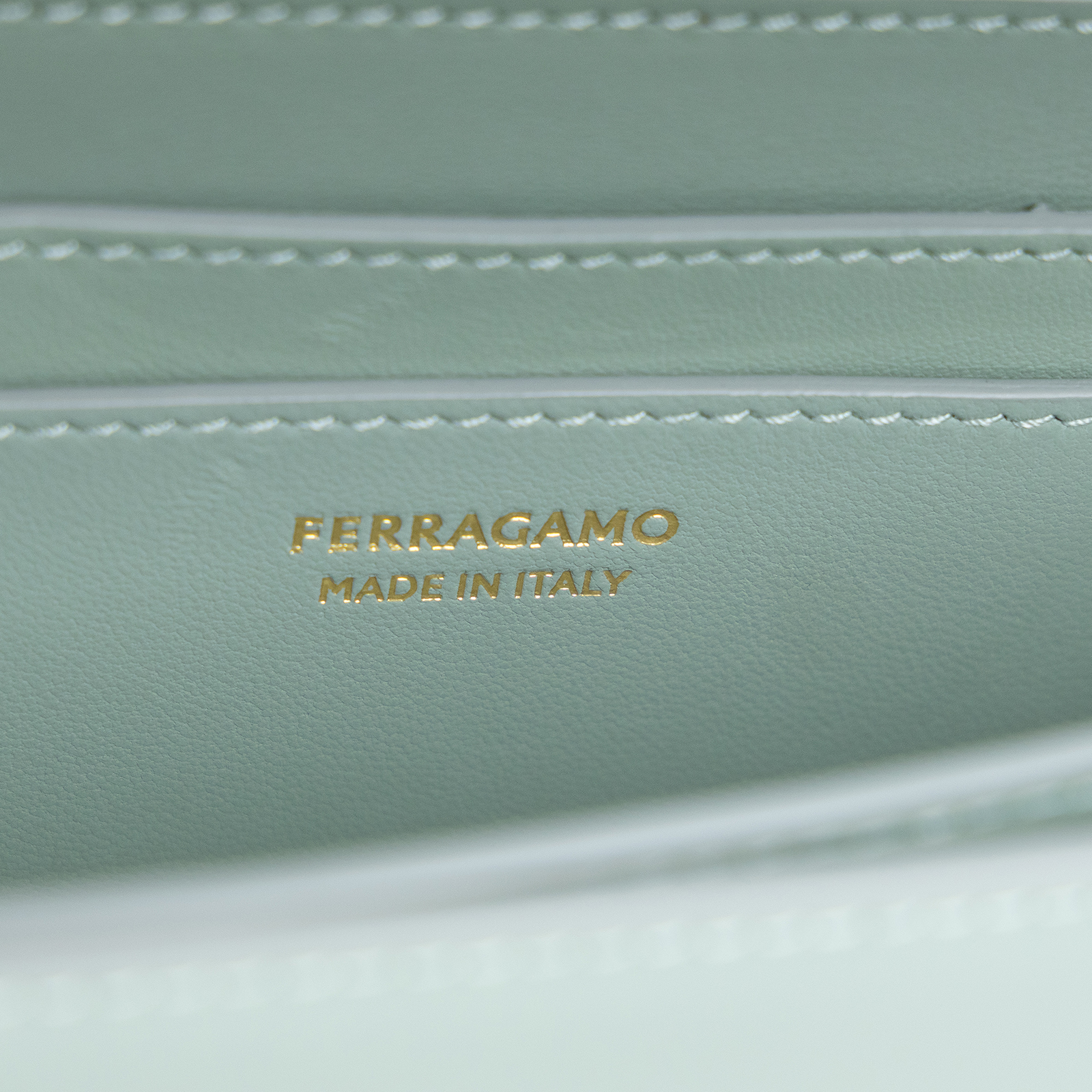 菲拉格慕 SALVATORE FERRAGAMO Fiamma Small 肩背包 斜背包 215971 淺藍綠FIAMMA 背帶