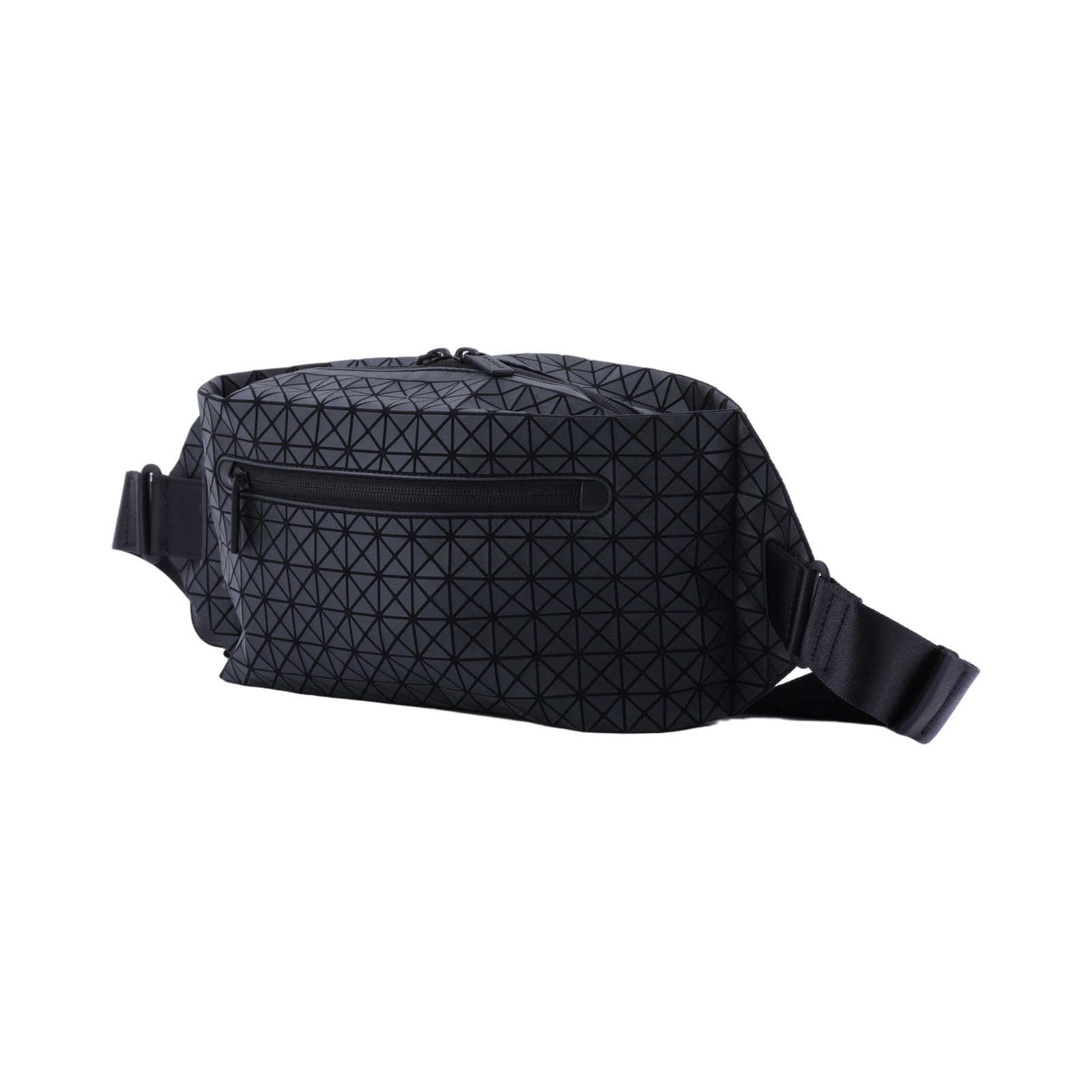 三宅一生 ISSEY MIYAKE BAOBAO 斜背包 胸包 BB52-AG141 黑幾何腰包 無附屬品